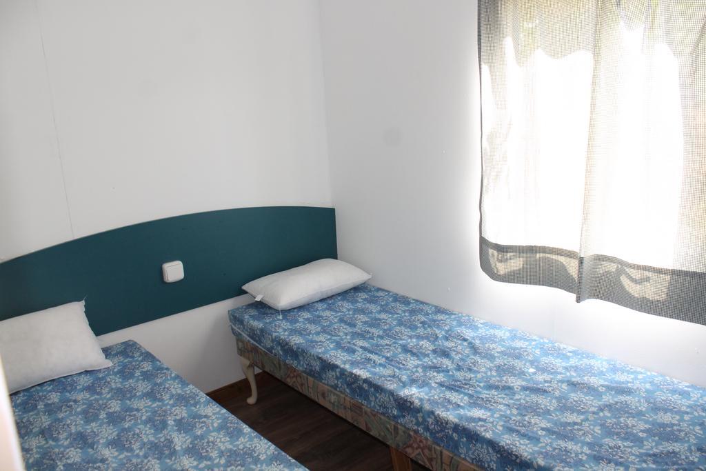 Camping Riba-Roja ภายนอก รูปภาพ